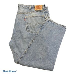 Levi Jeans 550 - W48 L 30